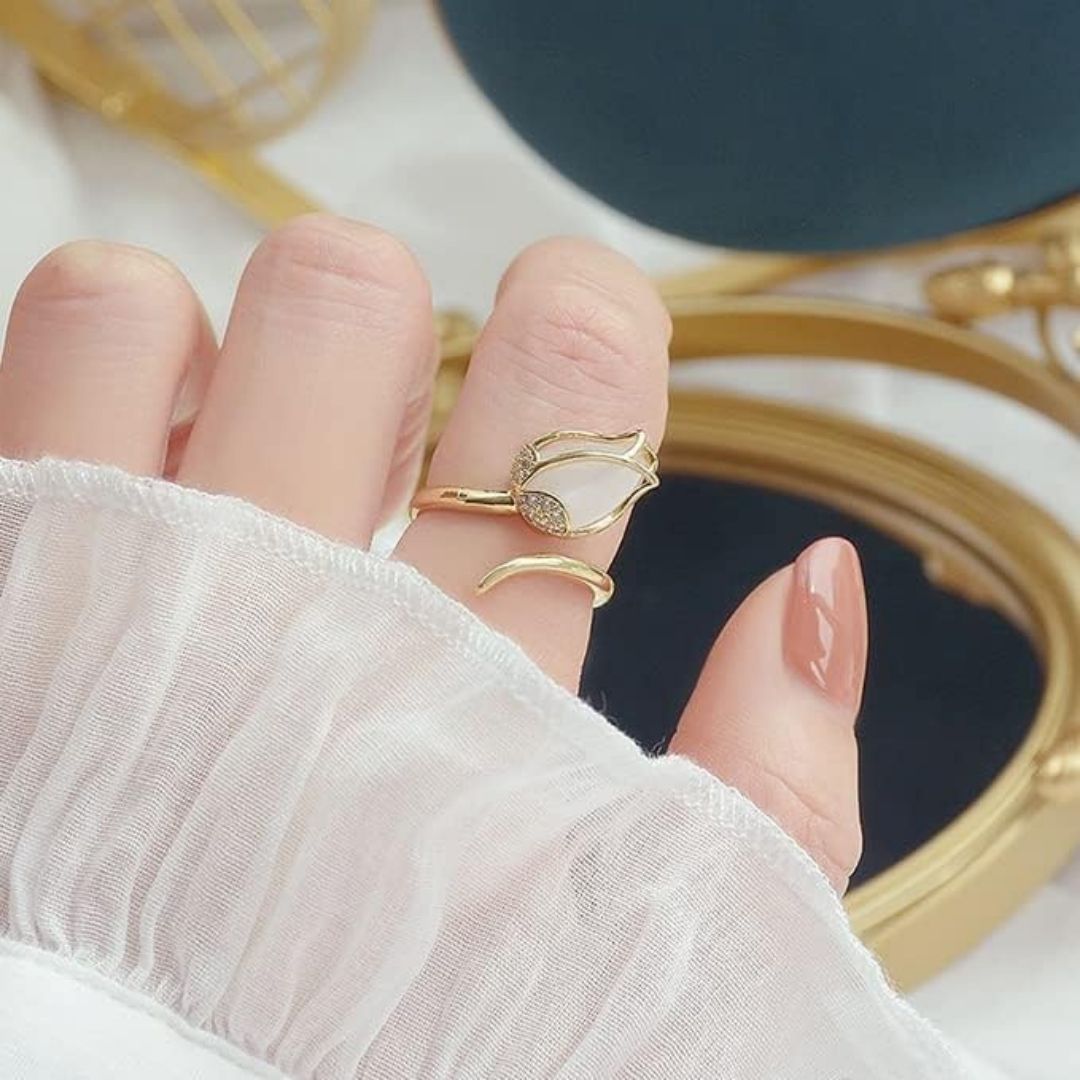 Anillo en forma de tulipán