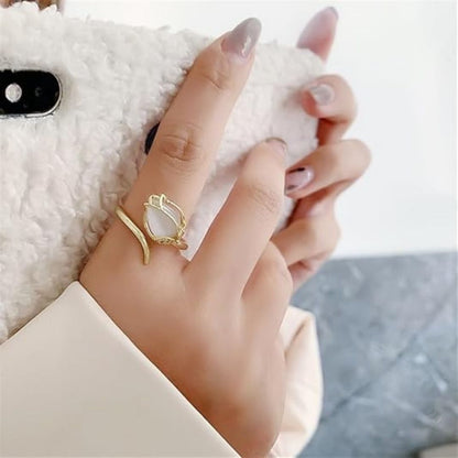 Anillo en forma de tulipán